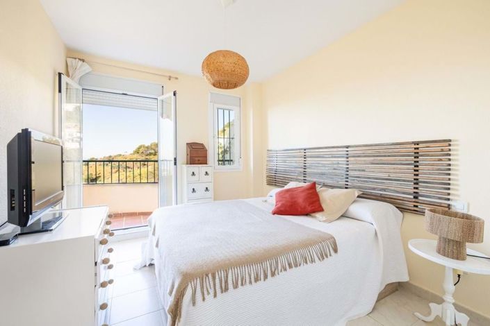 Image No.9-2 Bed Apartment for sale