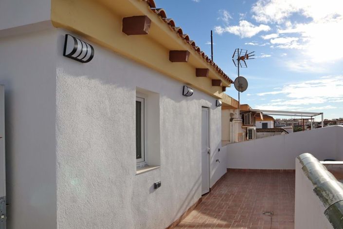 Image No.21-2 Bed Bungalow for sale