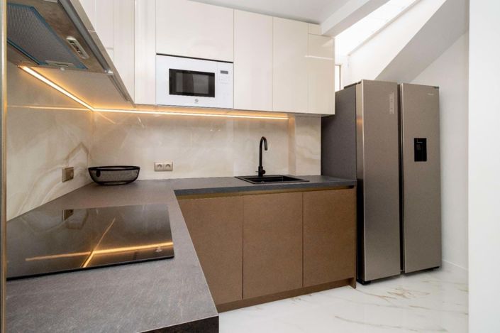 Image No.9-2 Bed Apartment for sale