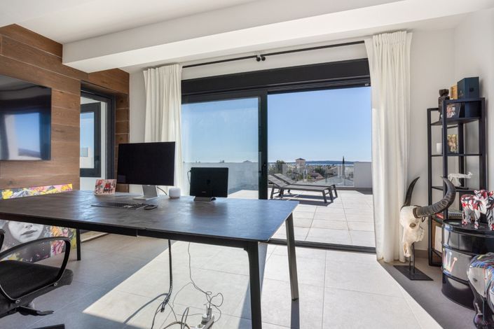 Image No.22-3 Bed Villa for sale