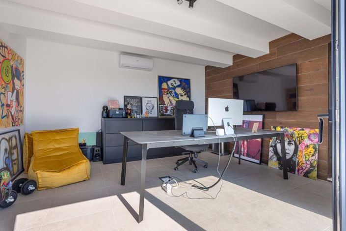 Image No.23-3 Bed Villa for sale