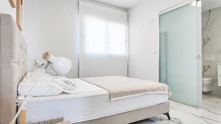 Image No.11-2 Bed Apartment for sale