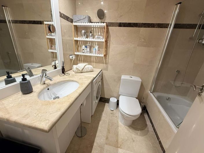 Image No.11-2 Bed Apartment for sale