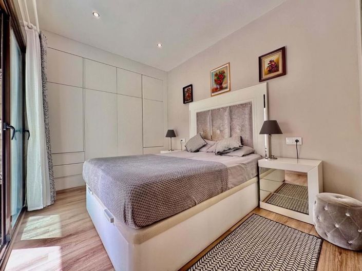 Image No.10-3 Bed Villa for sale