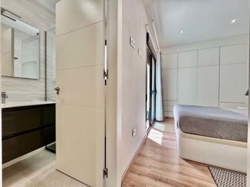 1447-651263-78d1f4f8b6655591b02d22fabb36a692d