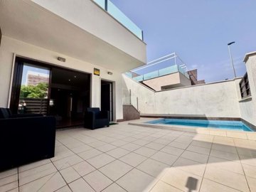 1447-651263-78d1f4f8b6655591b02d22fabb36a692d