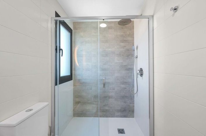 Image No.15-2 Bed Apartment for sale