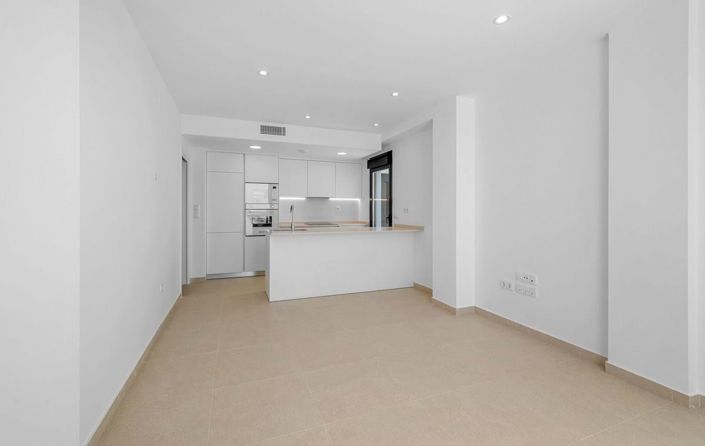 Image No.7-2 Bed Apartment for sale