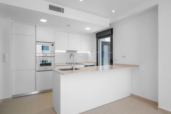 Image No.8-2 Bed Apartment for sale