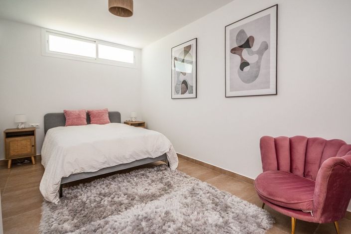 Image No.24-6 Bed Villa for sale