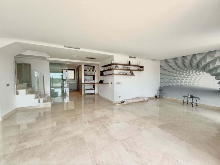 Image No.7-2 Bed Penthouse for sale