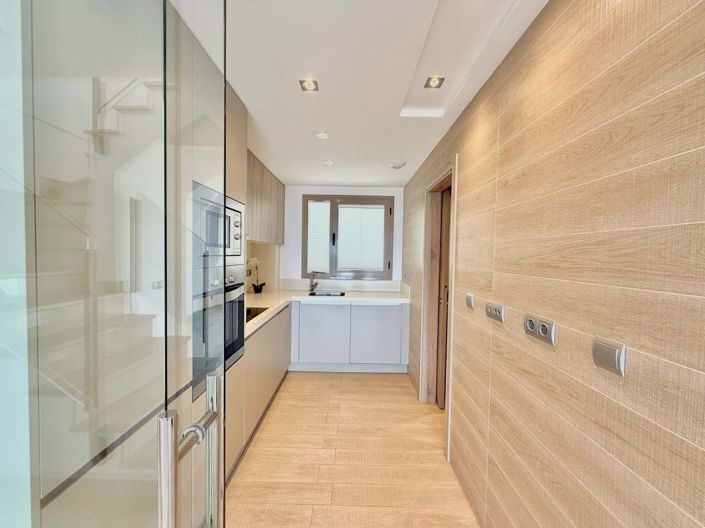 Image No.9-2 Bed Penthouse for sale