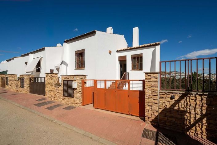 Image No.25-3 Bed Penthouse for sale