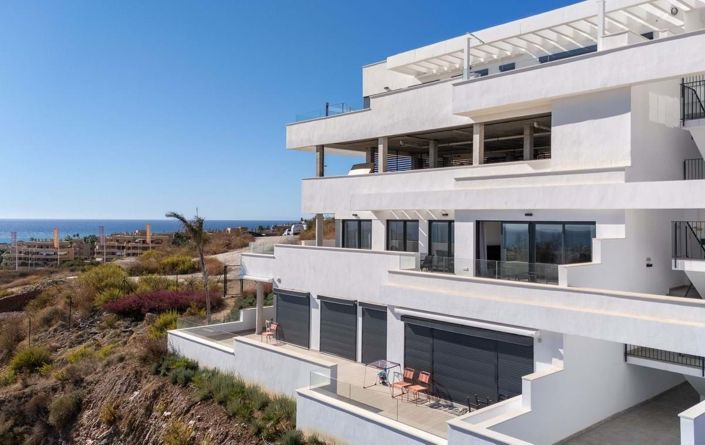 Image No.23-4 Bed Apartment for sale