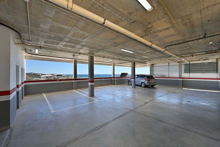 Image No.38-4 Bed Apartment for sale