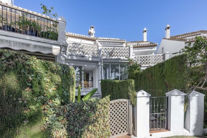 Image No.10-3 Bed Townhouse for sale