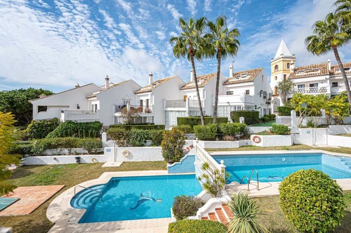 Image No.35-3 Bed Townhouse for sale