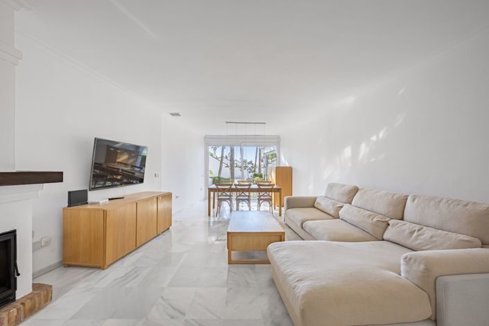 Image No.4-3 Bed Townhouse for sale