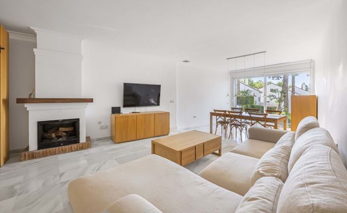 Image No.6-3 Bed Townhouse for sale