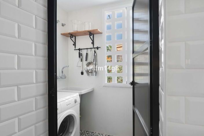 Image No.20-2 Bed Apartment for sale