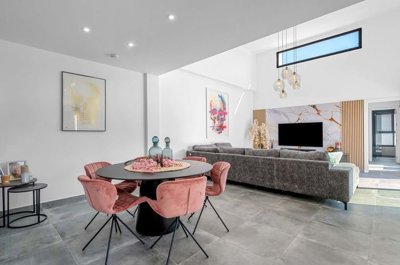 1447-651531-78d1f4f8b6655591b02d22fabb36a692d