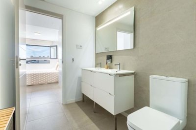 1447-648979-78d1f4f8b6655591b02d22fabb36a692d