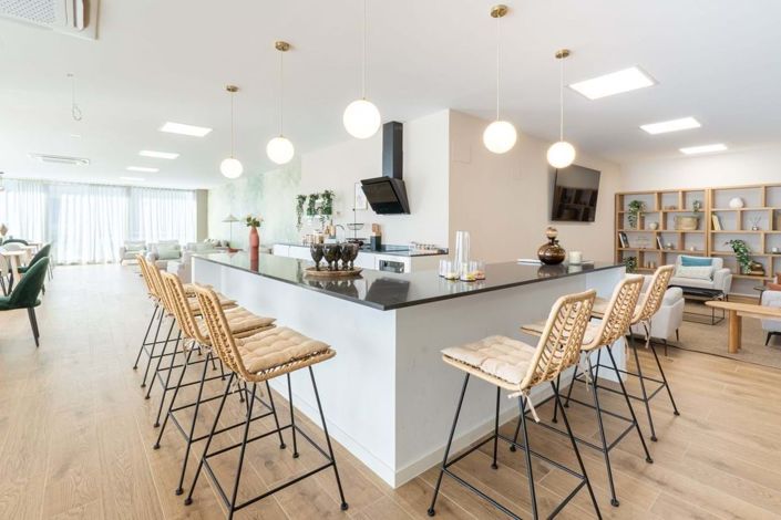 Image No.23-4 Bed Townhouse for sale