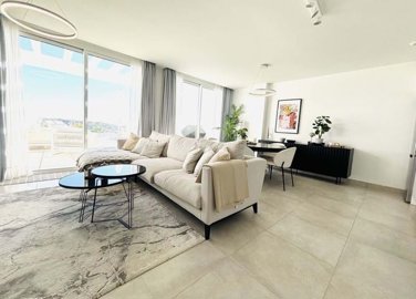 1447-648983-78d1f4f8b6655591b02d22fabb36a692d