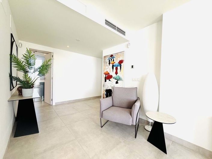 Image No.19-3 Bed Apartment for sale