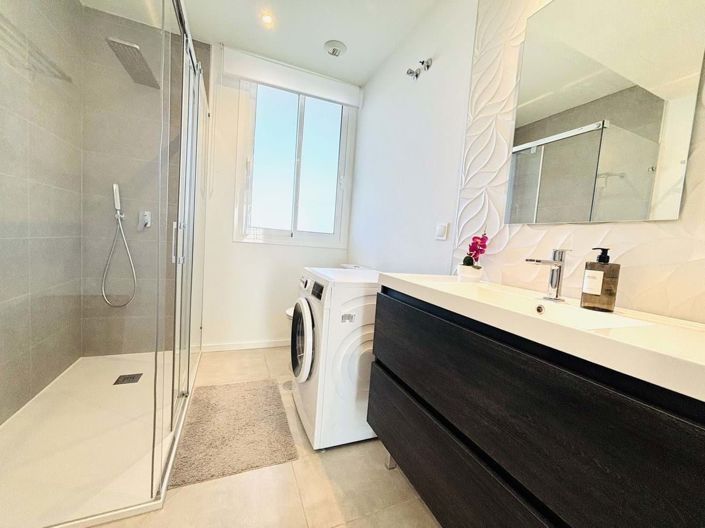 Image No.21-3 Bed Apartment for sale