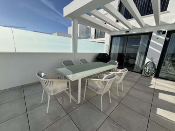 1447-648983-78d1f4f8b6655591b02d22fabb36a692d