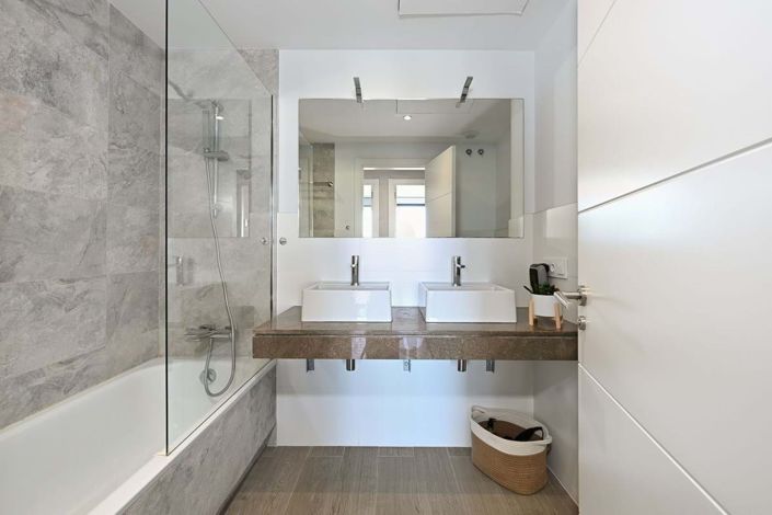 Image No.25-3 Bed Penthouse for sale