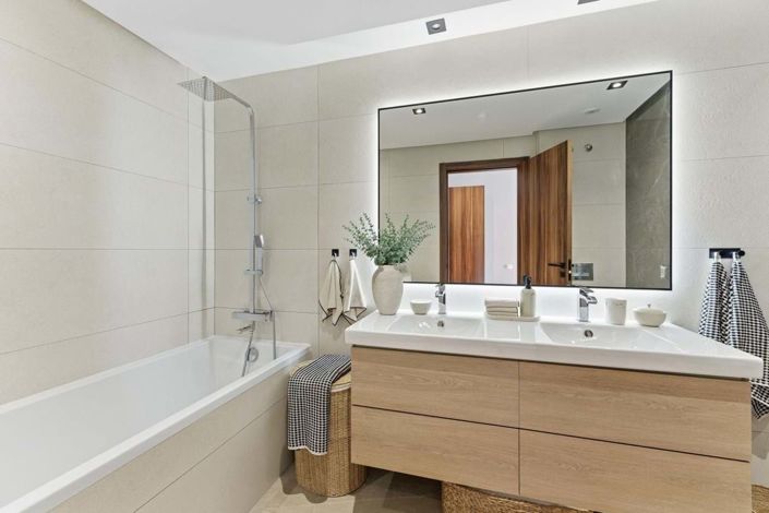 Image No.17-2 Bed Apartment for sale