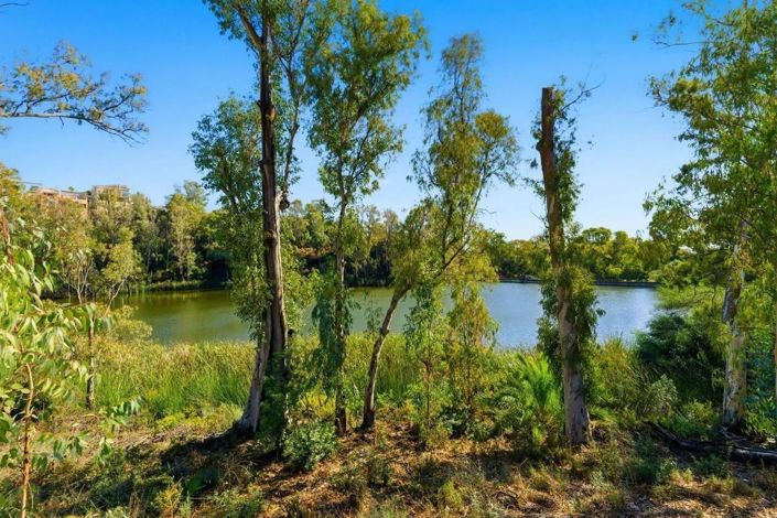 Image No.19-2 Bed Apartment for sale