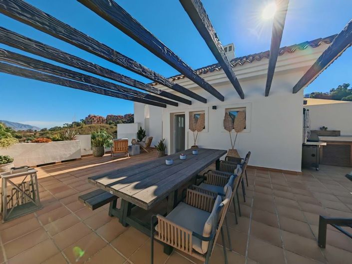 Image No.29-3 Bed Apartment for sale