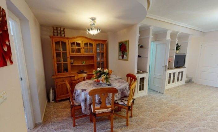 Image No.5-3 Bed Townhouse for sale