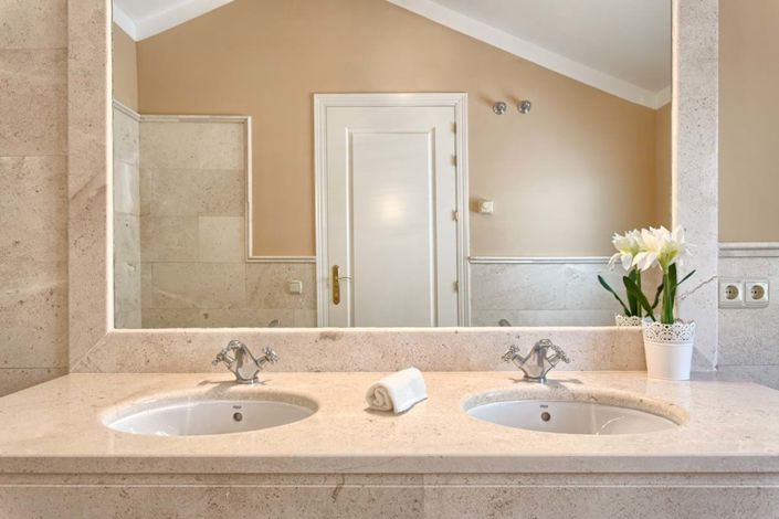 Image No.11-3 Bed Villa for sale