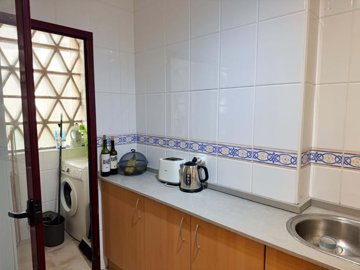 1447-651501-78d1f4f8b6655591b02d22fabb36a692d