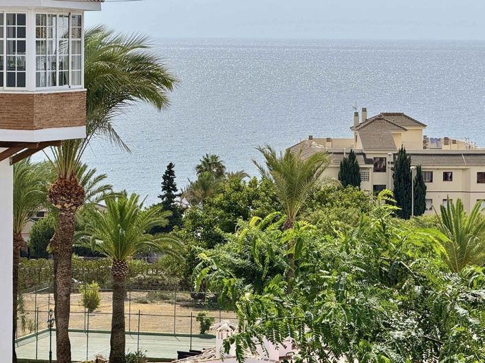 Image No.19-2 Bed Apartment for sale