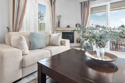 1447-651537-78d1f4f8b6655591b02d22fabb36a692d