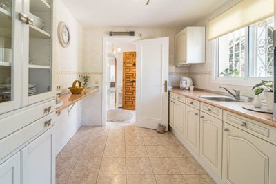 1447-651537-78d1f4f8b6655591b02d22fabb36a692d