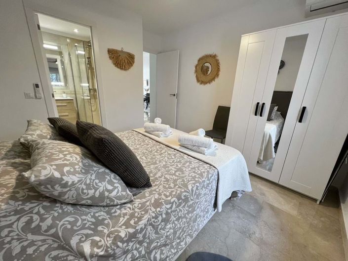 Image No.22-2 Bed Apartment for sale