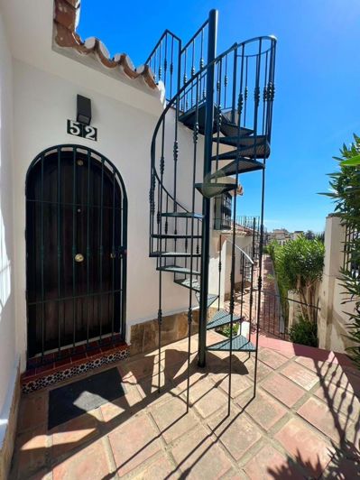 Image No.28-2 Bed Apartment for sale