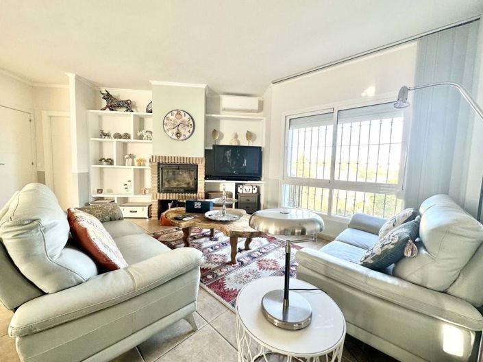 Image No.3-4 Bed Villa for sale