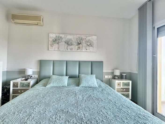 Image No.30-4 Bed Villa for sale