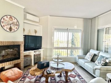 1447-647695-78d1f4f8b6655591b02d22fabb36a692d