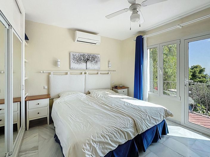 Image No.17-4 Bed Villa for sale