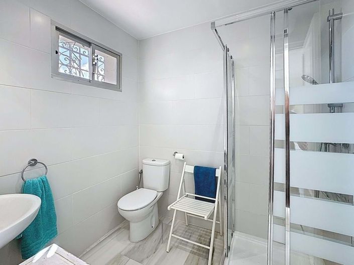 Image No.18-4 Bed Villa for sale