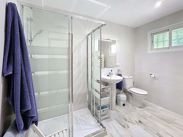 Image No.21-4 Bed Villa for sale