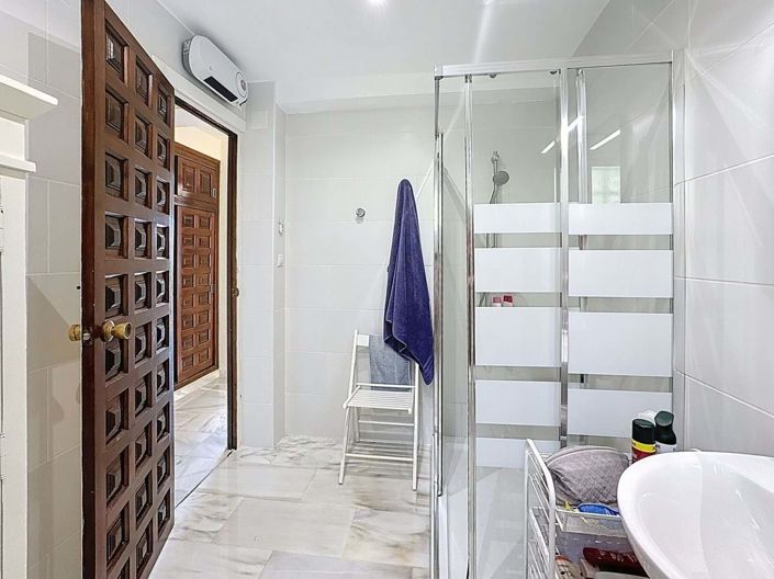 Image No.22-4 Bed Villa for sale